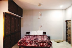 The Aarna Hostel | Dorms and Rooms, Varanasi