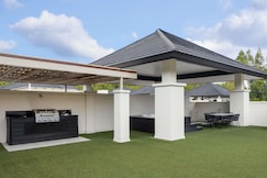 Pullman Palm Cove Sea Temple Resort and Spa, Cairns