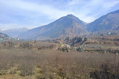 Applewood Villa, Manali