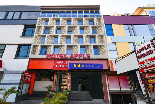 FabHotel Apple