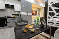 Sapphire stay, Greater Noida