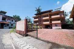 Budget Friendly 2BHK Apartment with pool near baga, Goa