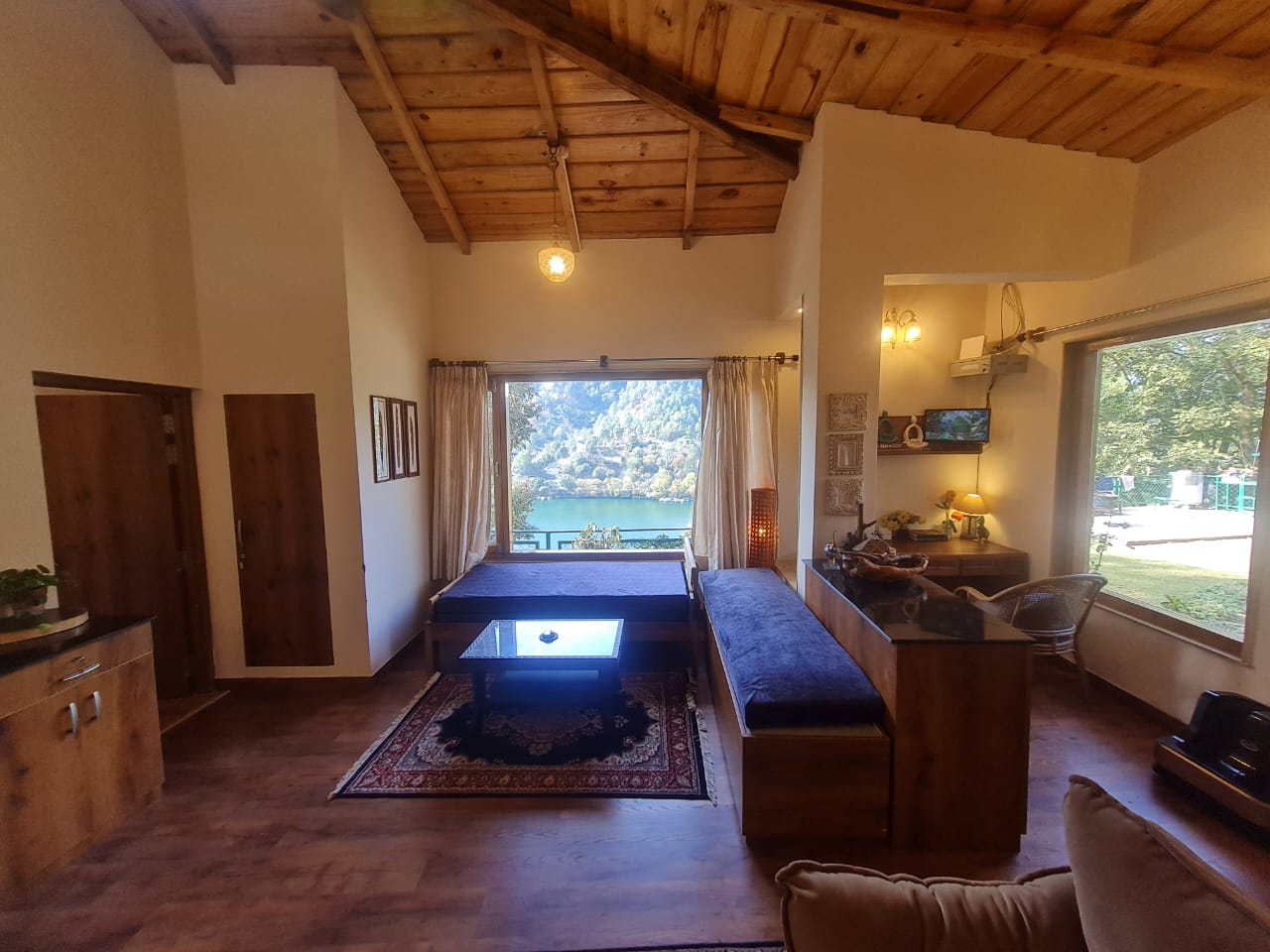 Pema's Cottage - Tap to explore photos
