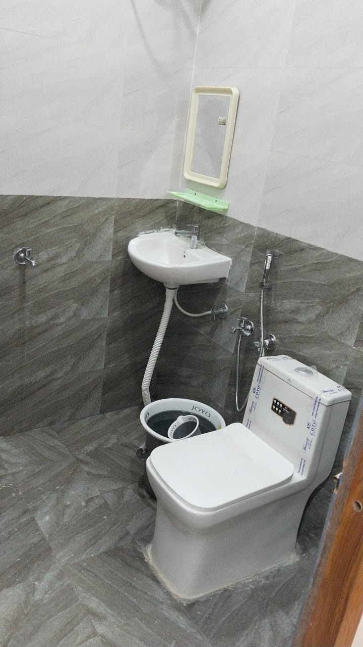 Sri Srinivasa Guest House - Tap to explore photos