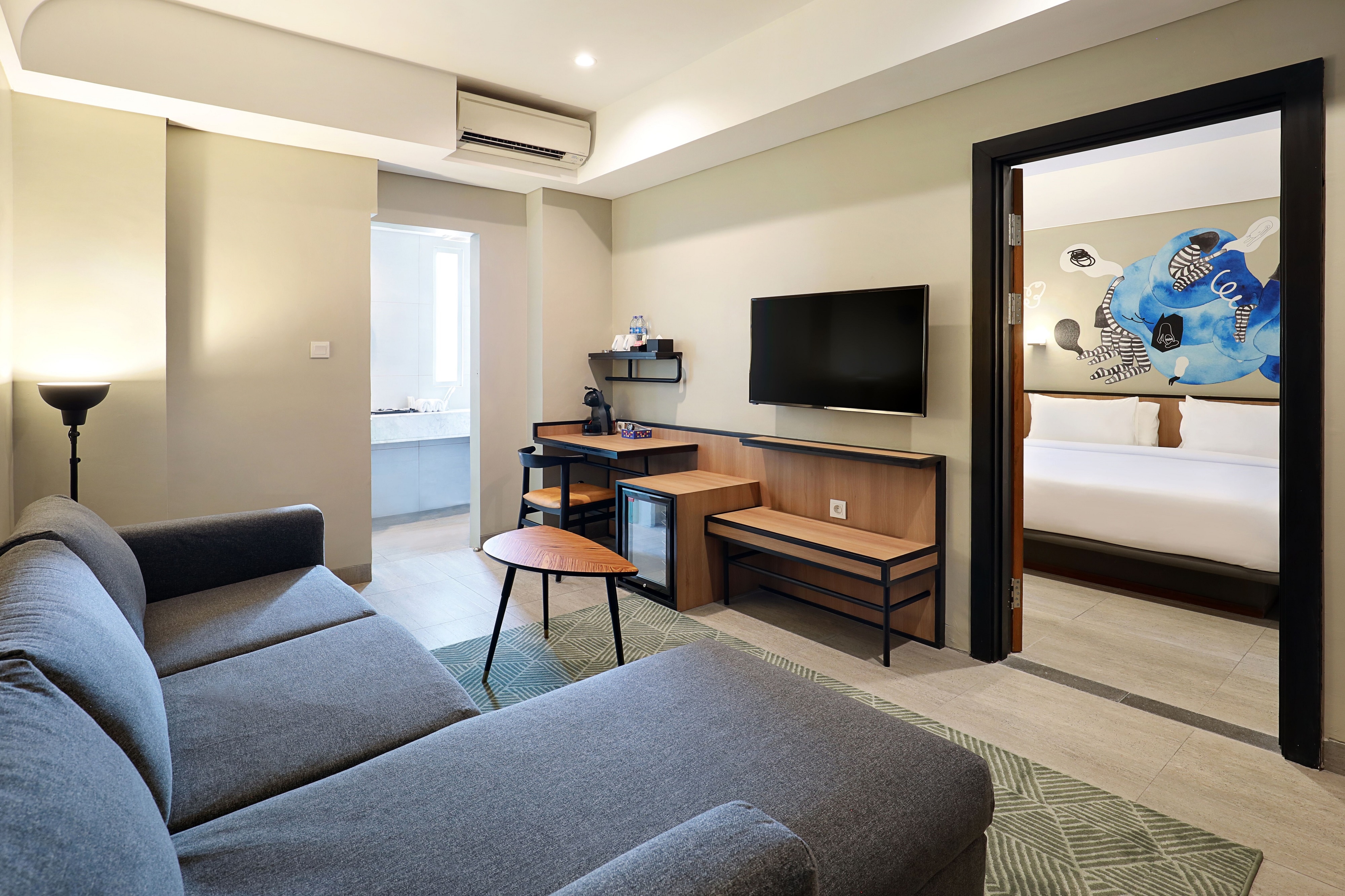 Swiss-Belinn Wahid Hasyim - Tap to explore photos