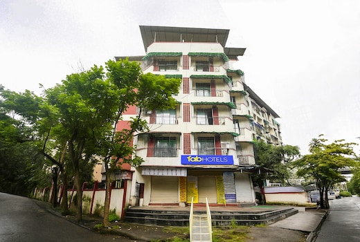 FabHotel Galaxy Grand