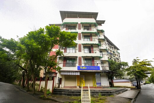 FabHotel Galaxy Grand
