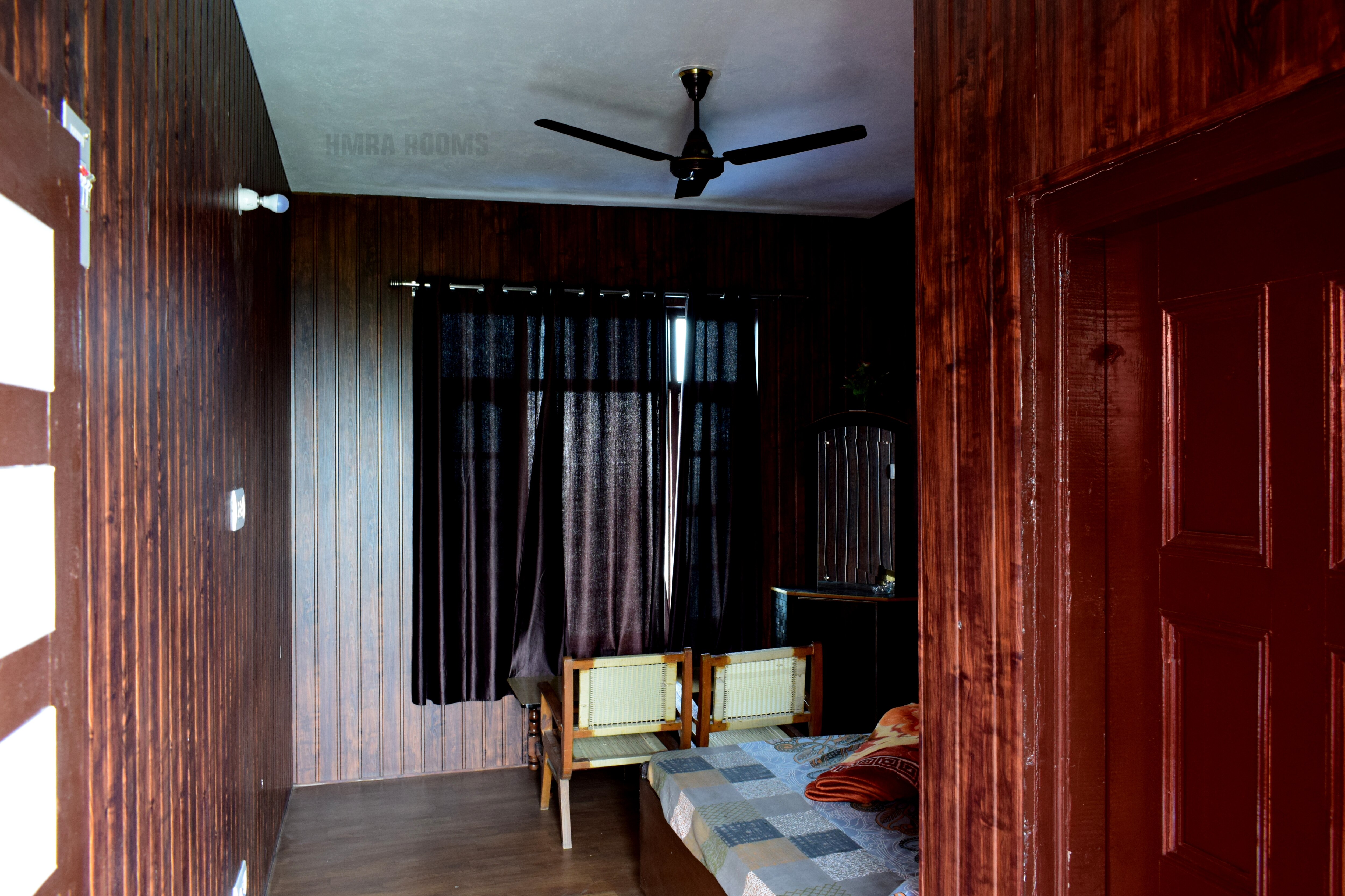 HMRA ROOMS | PRASHAR LAKE - Tap to explore photos