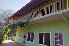 Cherry blossom cottage home stay ramgarh, Bhowali