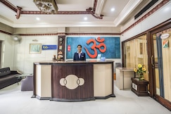 FabHotel Santoor Geeta Bhawan Square, Indore