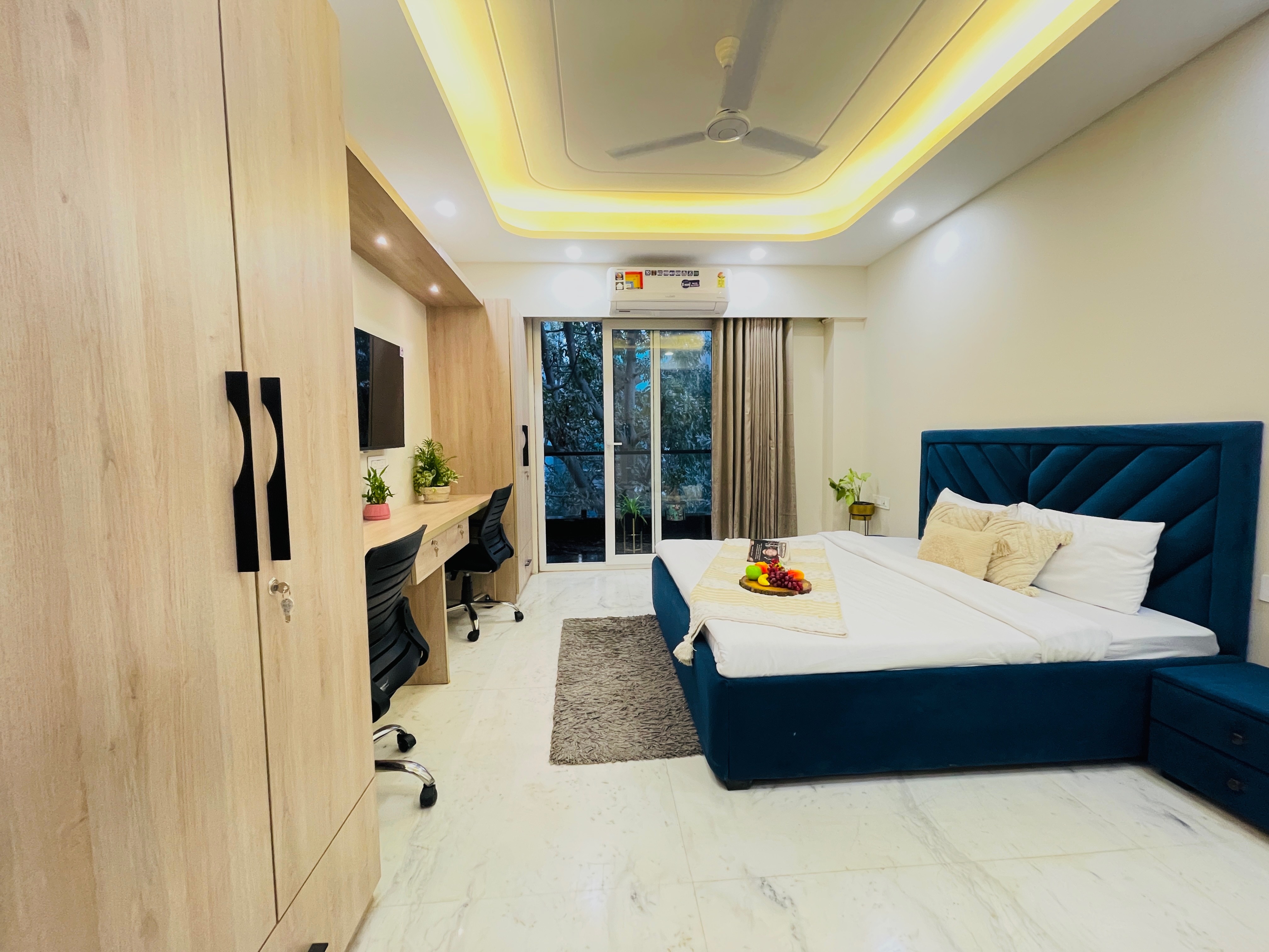 Bedchambers Serviced Apartments DLF Cybercity Gurgaon - Tap to explore photos
