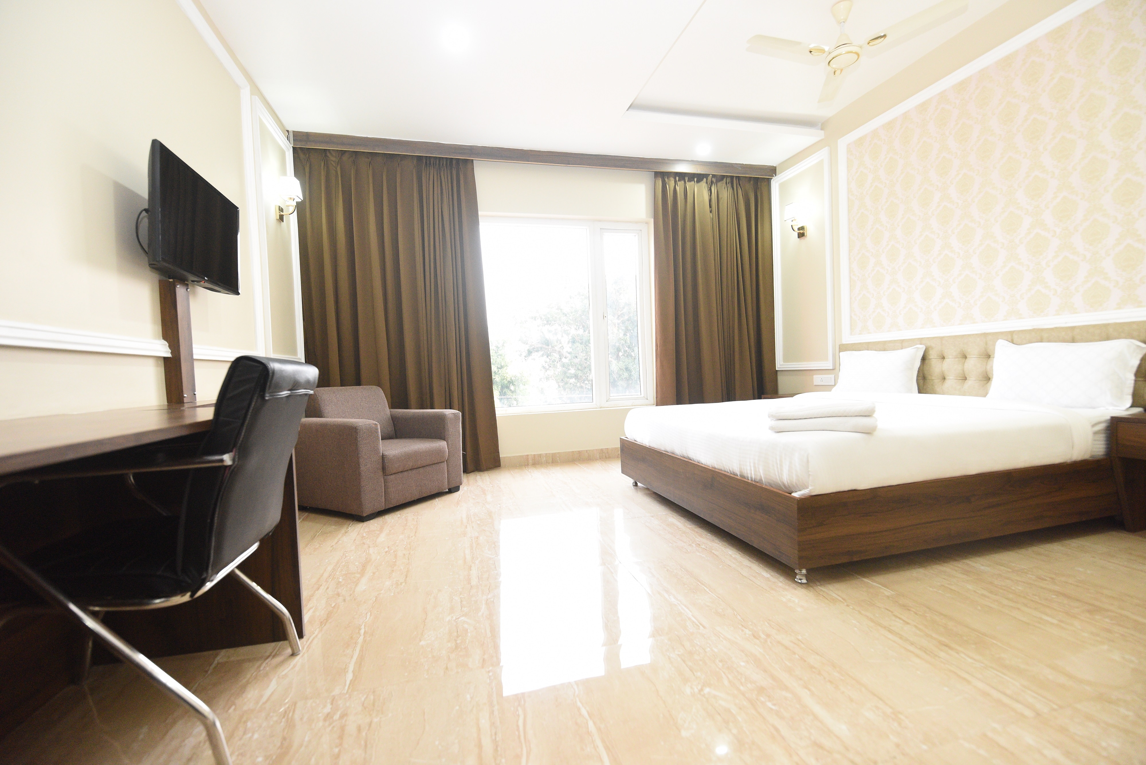 HOTEL NILAY RESIDENCY - Tap to explore photos