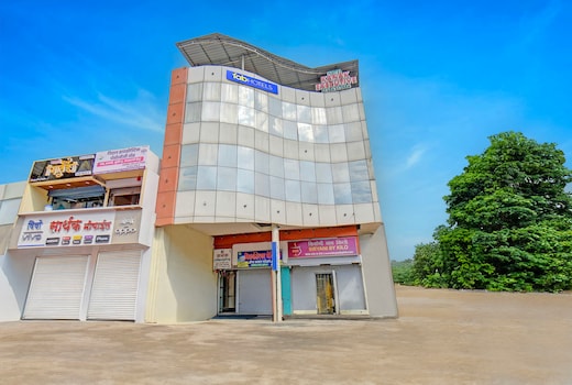 FabHotel Kanak Executive