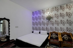 SPOT ON Golden Imperial, Aligarh