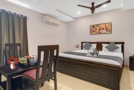 Super Townhouse RCC PARK VIEW INN