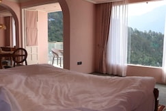 Ahsaas Mountain View Studio Apartment, Dharamshala