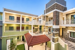Hotel Mamta Palace - 500 Meters from Nakki Lake Mount Abu, Mount Abu