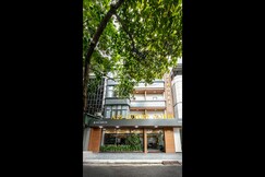 A25 Premium Hotel - 21 Nghia Tan, Hanoi