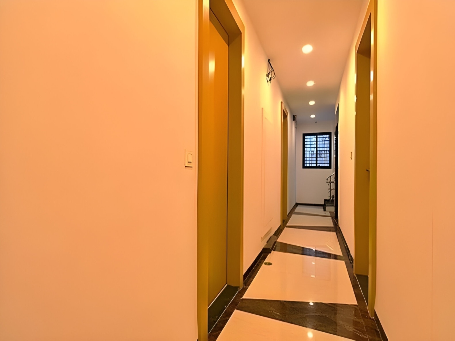 Stay Retreat At Hotel Destiny Indore Near Railway Station - Tap to explore photos
