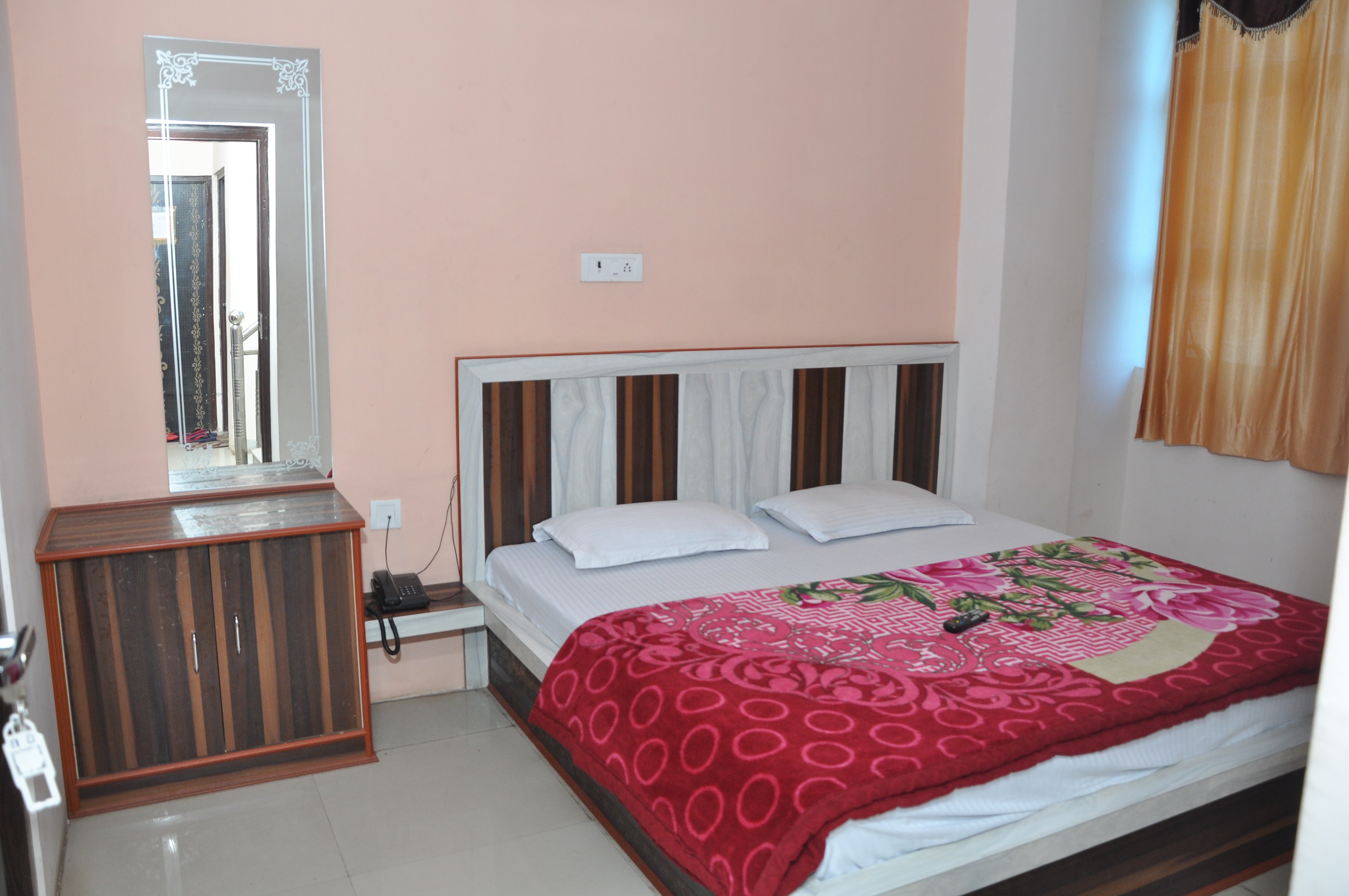 Kanak Guest House - Tap to explore photos