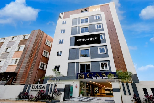 Super Townhouse Casa Grand Miyapur