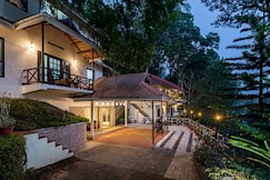 Violet Woods, Munnar