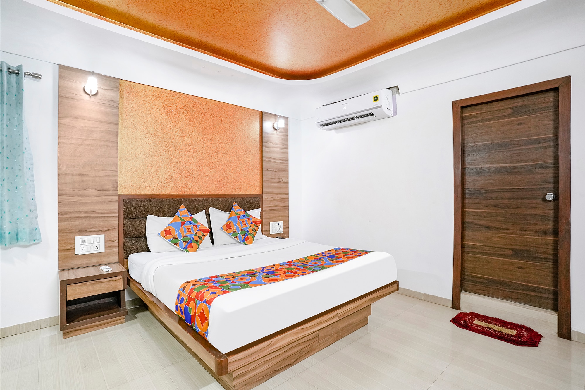 FabHotel Ratna Palace - Inside Baronet Complex - Tap to explore photos