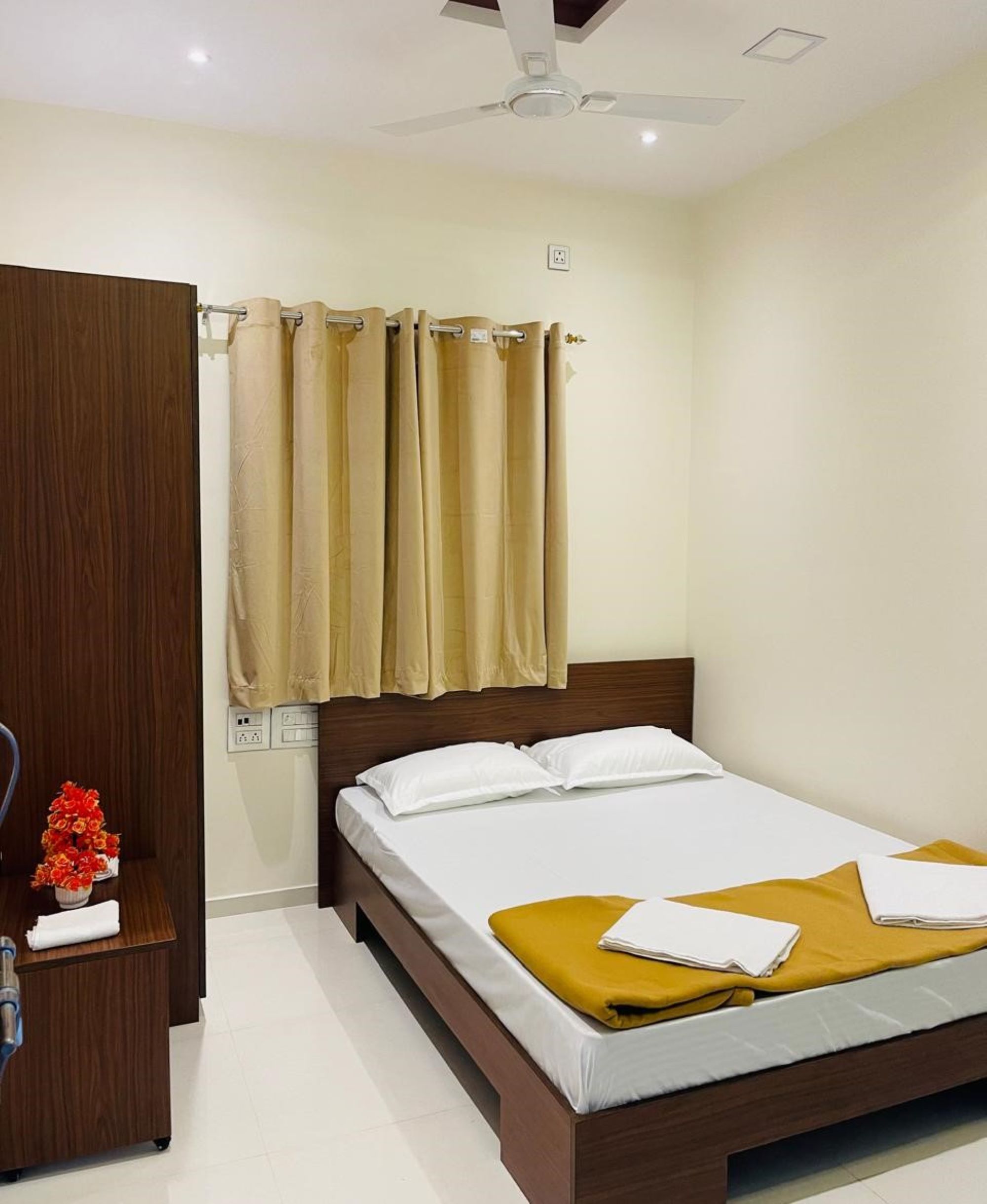 Hotel Ashokraj 5