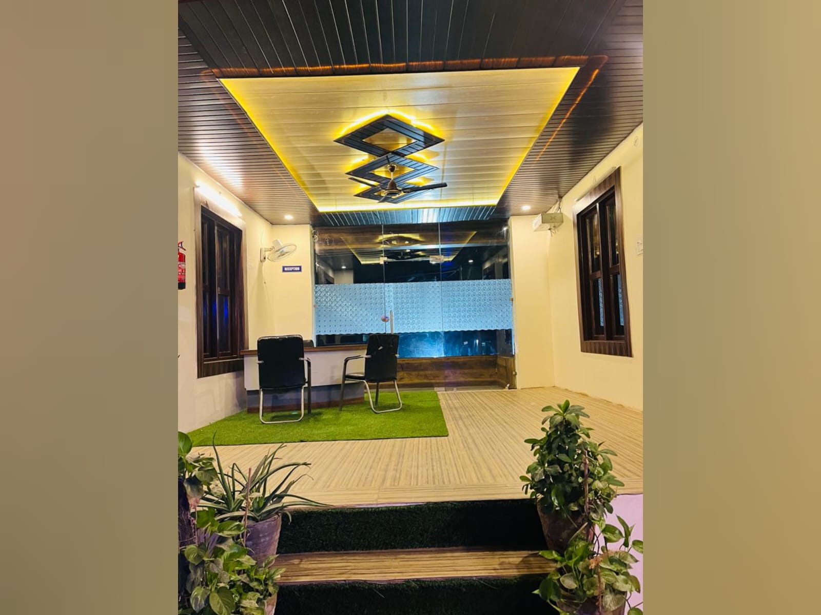 HOTEL DHAMA RESIDENCY - Tap to explore photos
