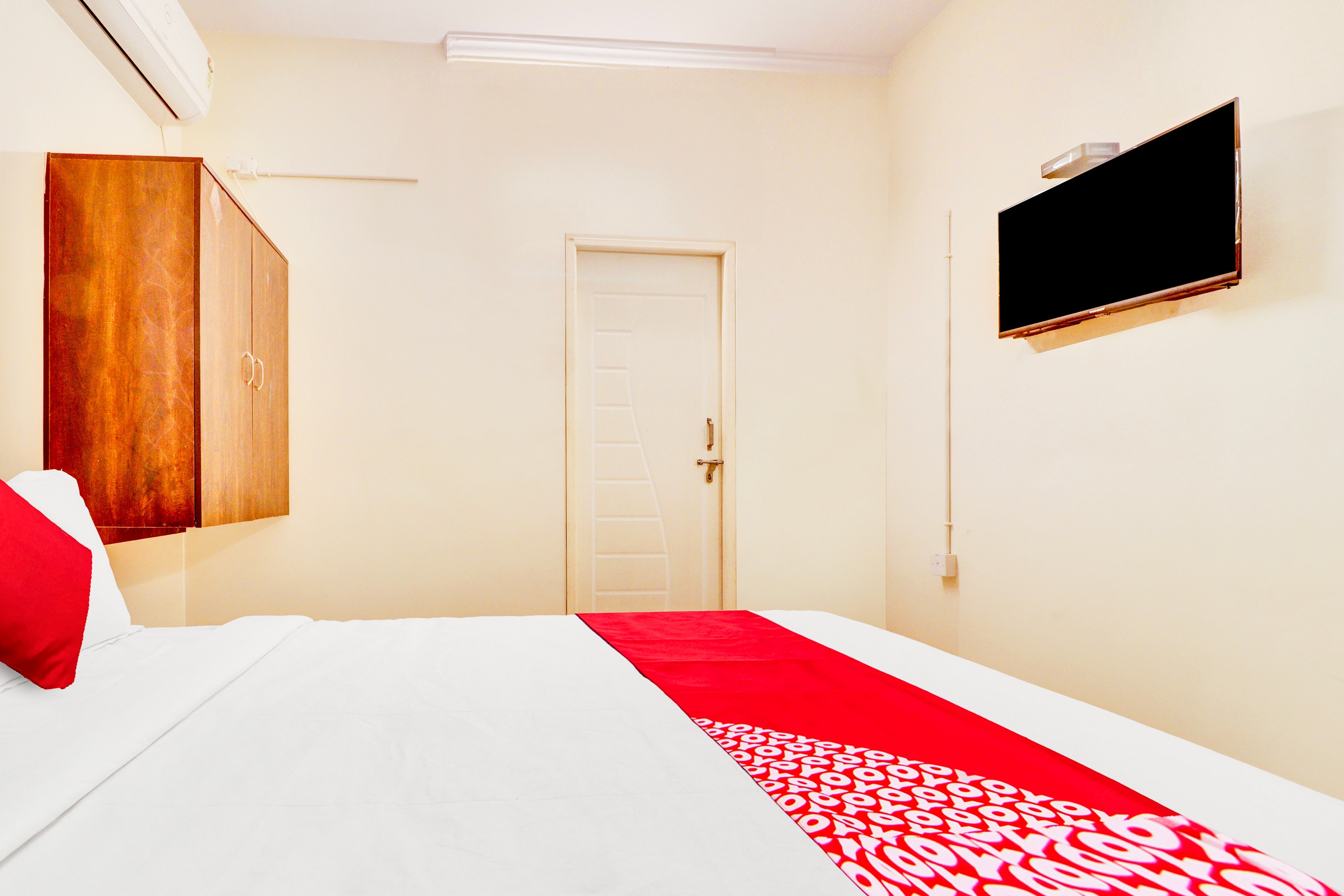 Hotel O IRA Comforts - Tap to explore photos