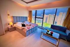 Jacuzzi Premium Couple Suite Noida By Nabhay, Greater Noida