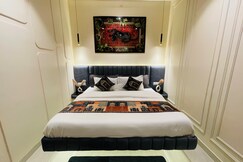 Royal Retreat | Entire 1BHK Couple Friendly Gomti Nagar, Lucknow