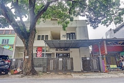 Hotel O Lily House, Tangerang Selatan