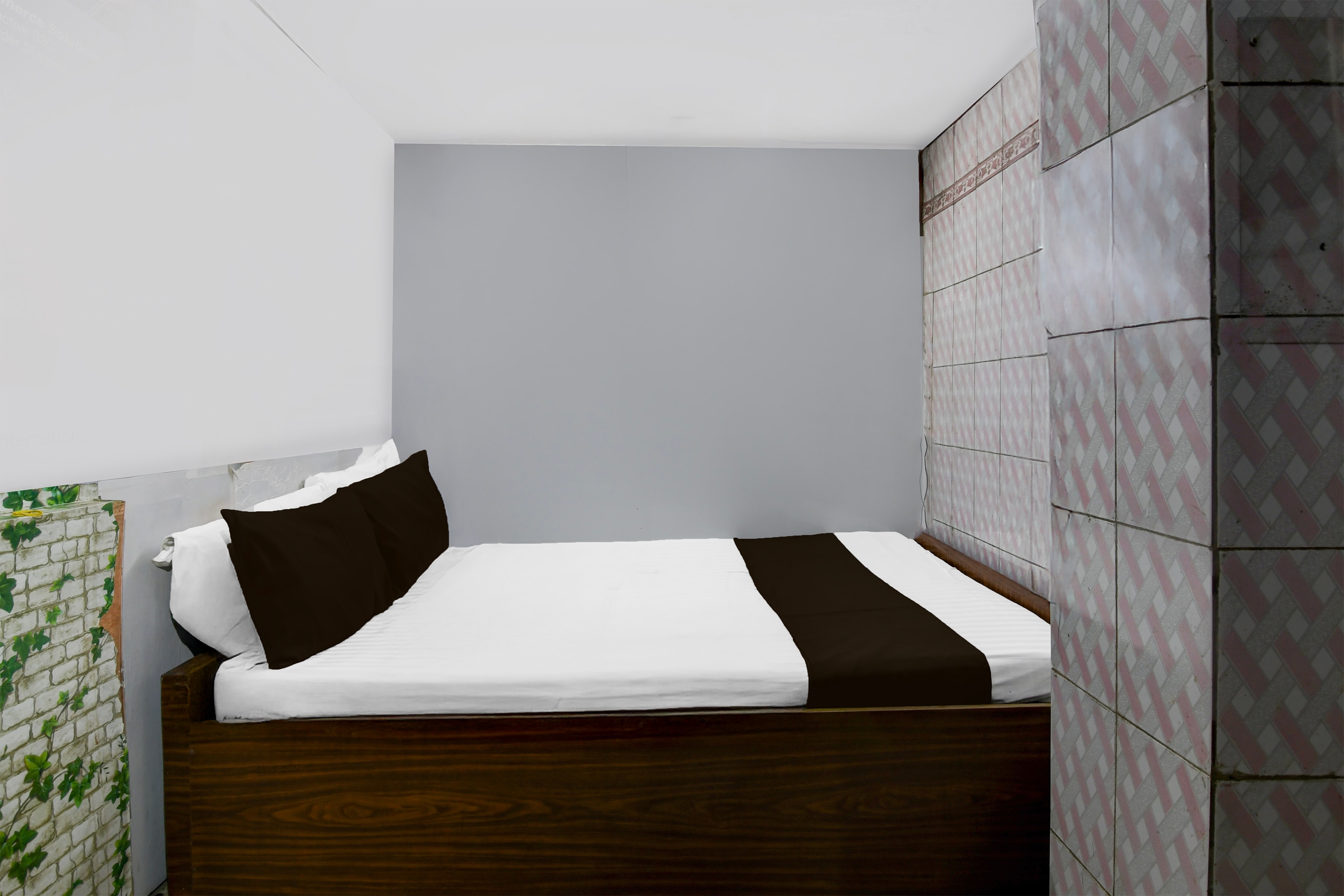 Spot ON Asad Guest House - Tap to explore photos