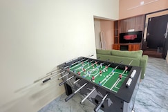 VAR Fun Haus 1 AC 4BHK 8 Min Walk Beach Foosball, Varkala