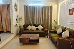 Bamboo Stays - AC Boho House 3.5 bhk Nr Hi Street, Pune