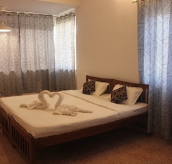 Deluxe AC Room