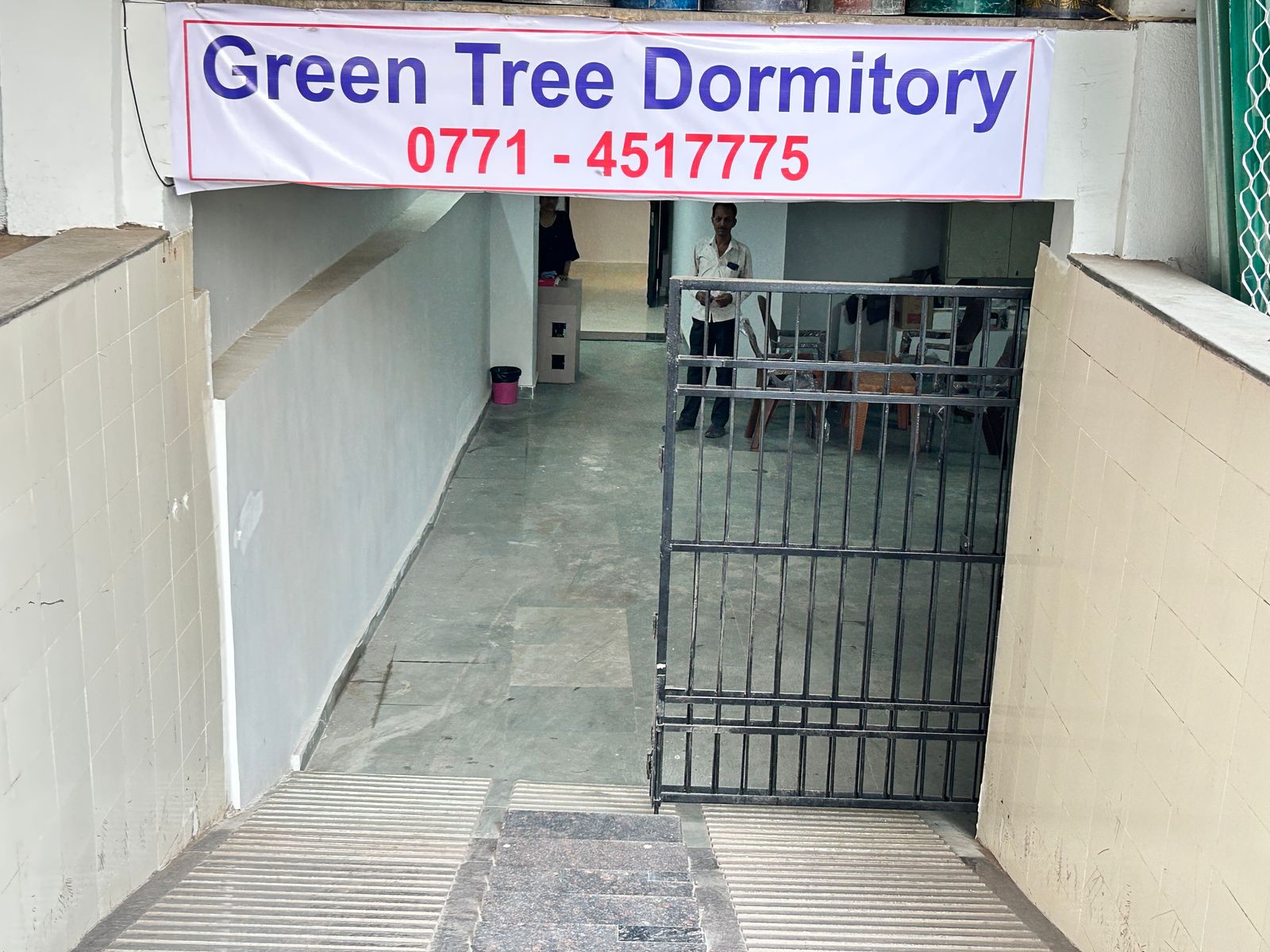 Green Tree Dormitory Raipur Junction - Tap to explore photos