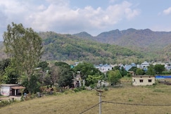 Hotel HL, Haldwani