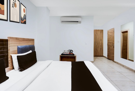 Super Hotel O Haldwani Near Bus Stand