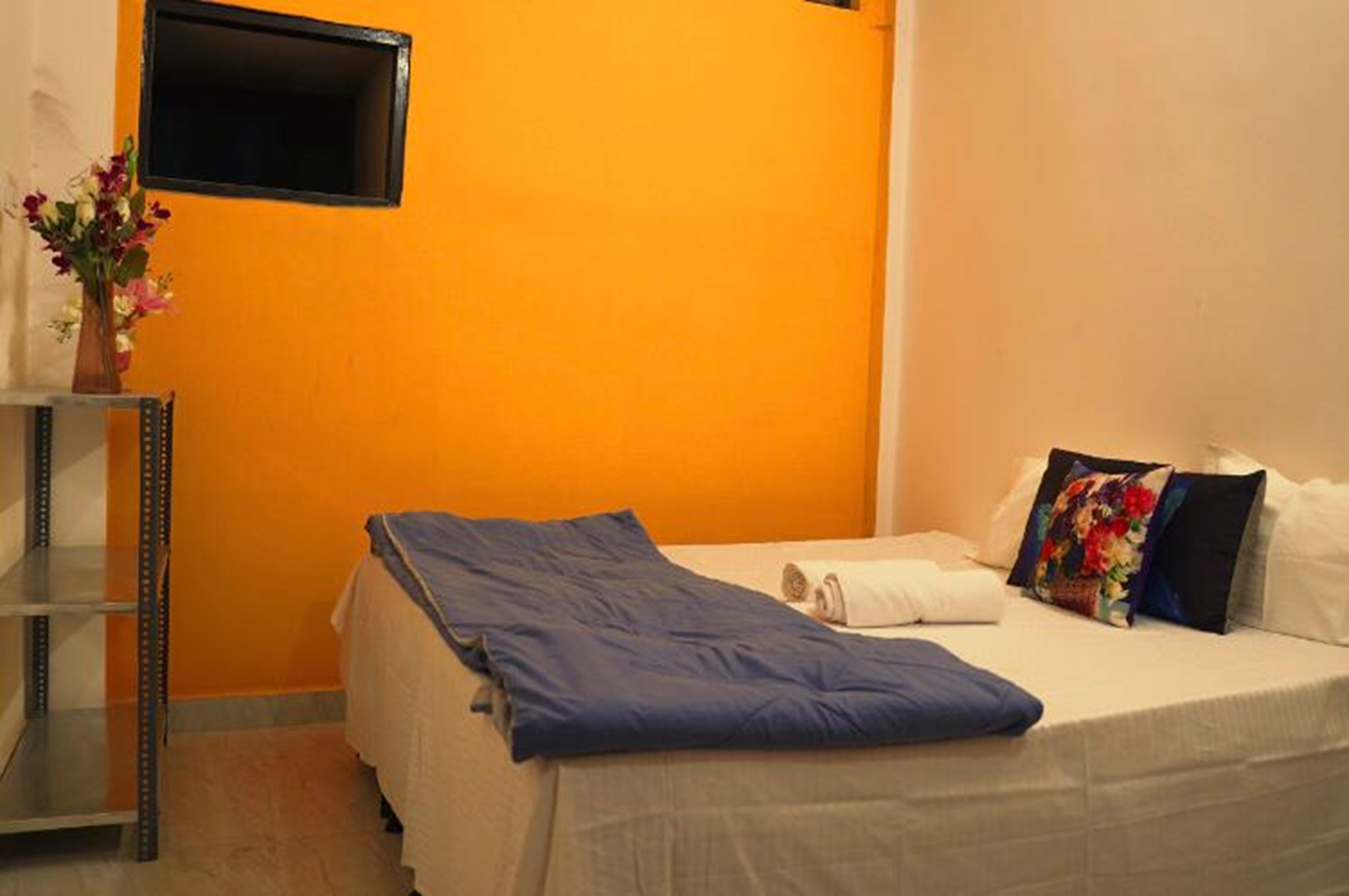 New Aashiyana Inn - Tap to explore photos