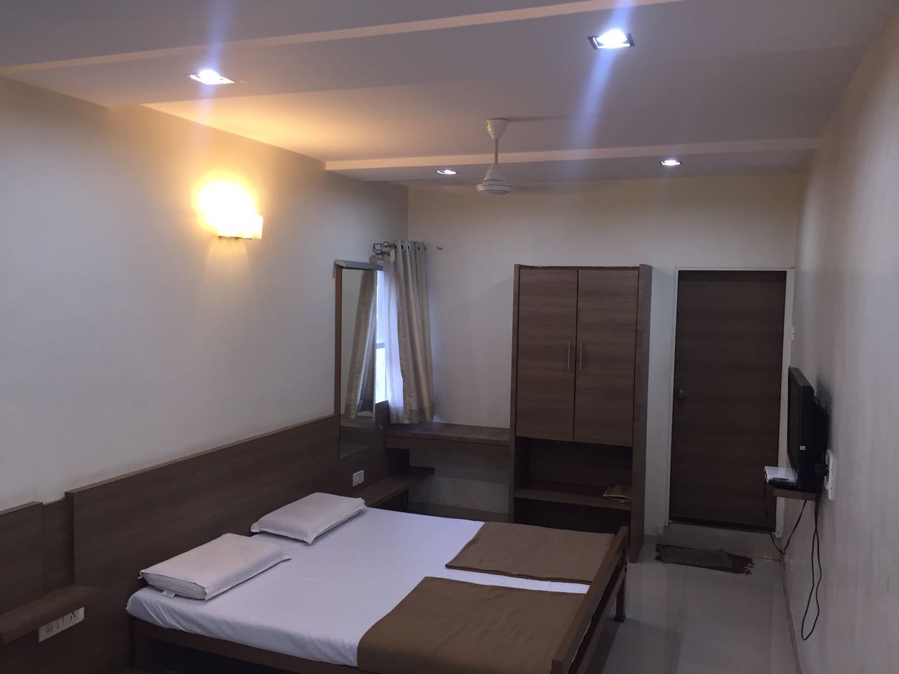 Hotel Shradha 3