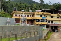 PADMASHREE LODGE, Hornadu