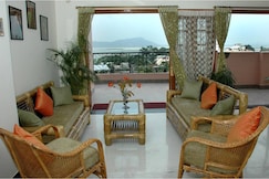 River Breeze Home.....A Comfort Stay, Guwahati