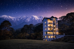 Hotel Saheb's Castle - Best Mountain View & Jacuzzi Suites, McLeodganj, Pangi