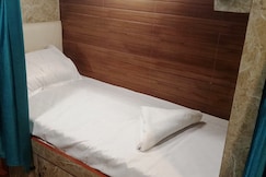 Signature Dormitory, Mumbai