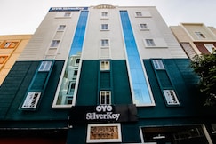 Super Hotel O GACHIBOWLI BESIDE DLF, Hyderabad