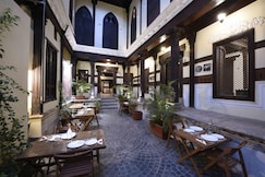 Deewanji Ni Haveli | Rooms & Restaurant, Ahmedabad