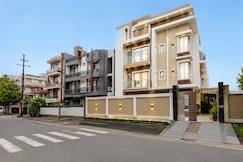 Hotel Admire Inn Sector-50 by ASPL, Noida