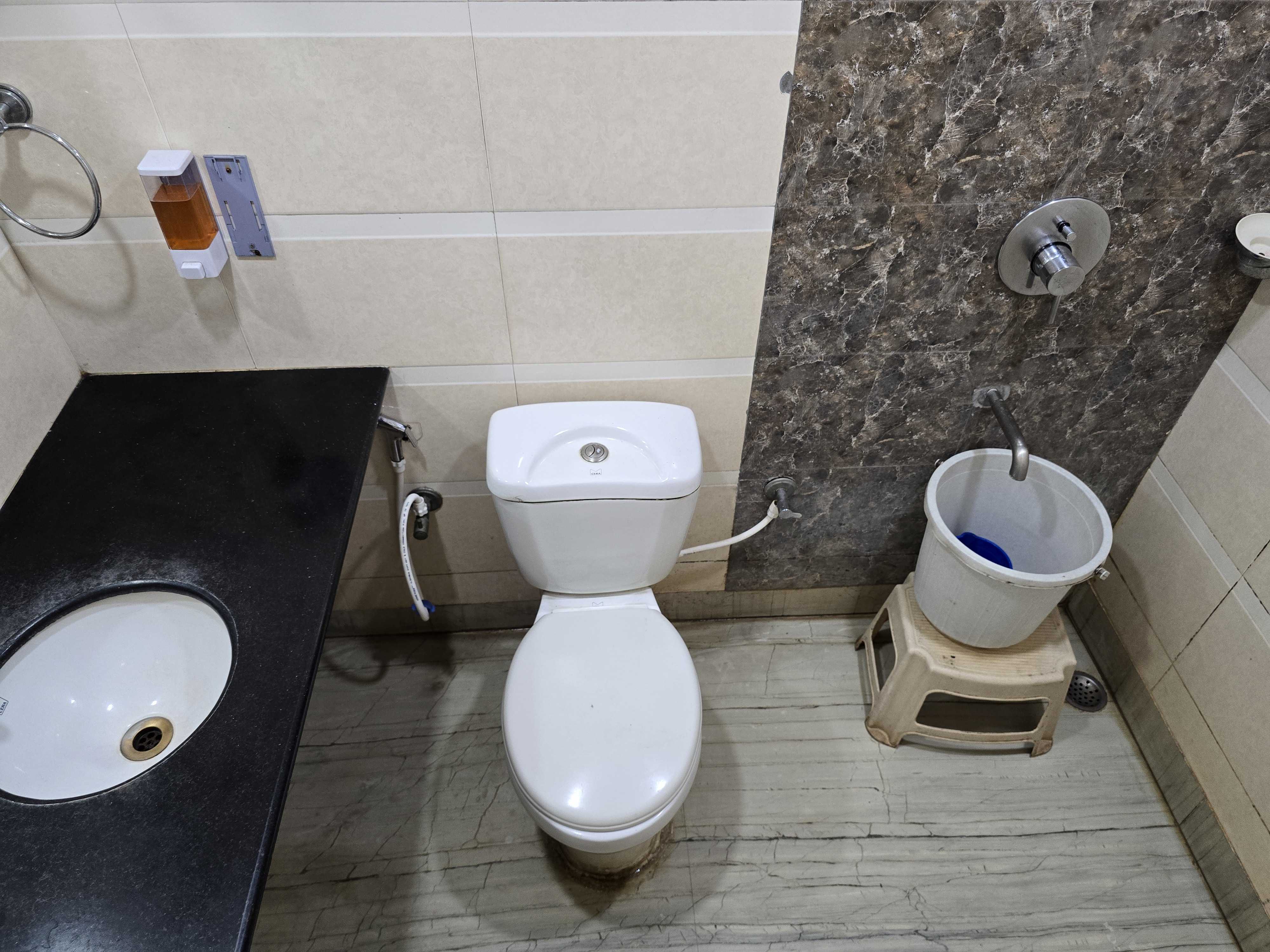 Hotel O Birsa Athletics Stadium Formerly De Anmol Suites - Tap to explore photos